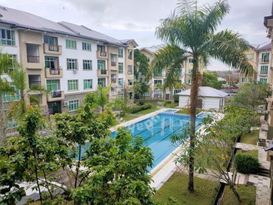 디럭스 룸 킹사이즈 침대, Natol Homestay   Kuching