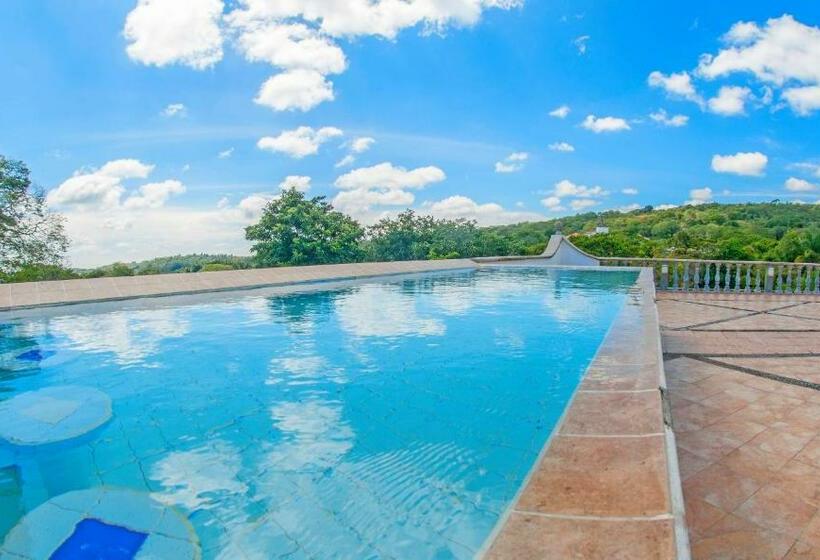 4인용 스탠다드 룸, Hacienda Xico Inn