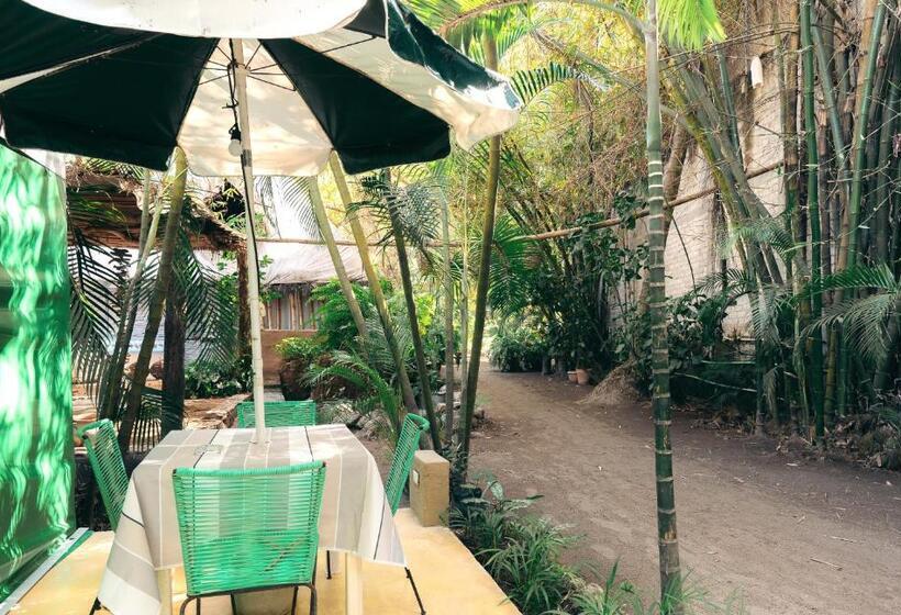 Tenda Superior, Junto Al Rio Bungalows & Suites