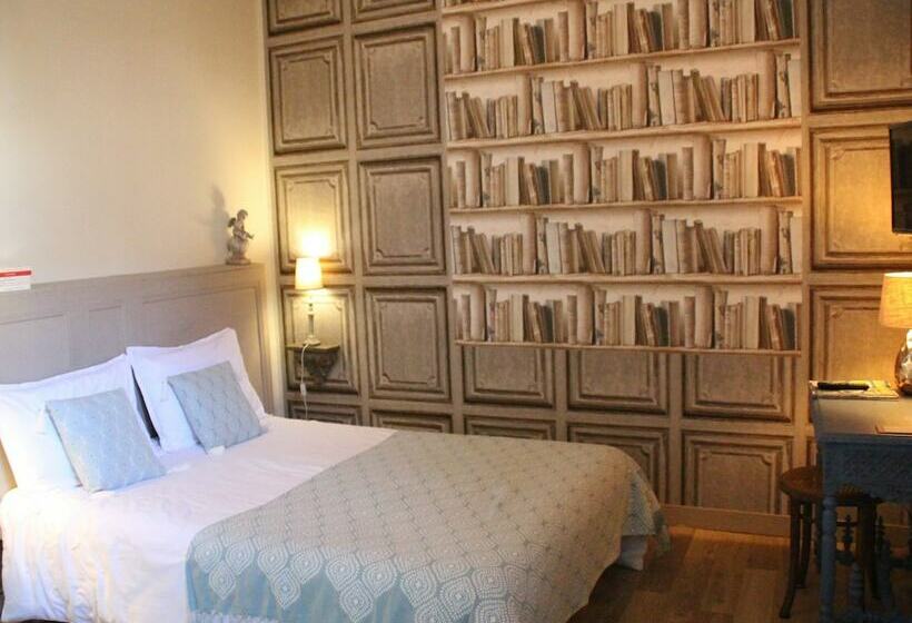 Номер Стандарт с Террасой, Une Chambre En Ville