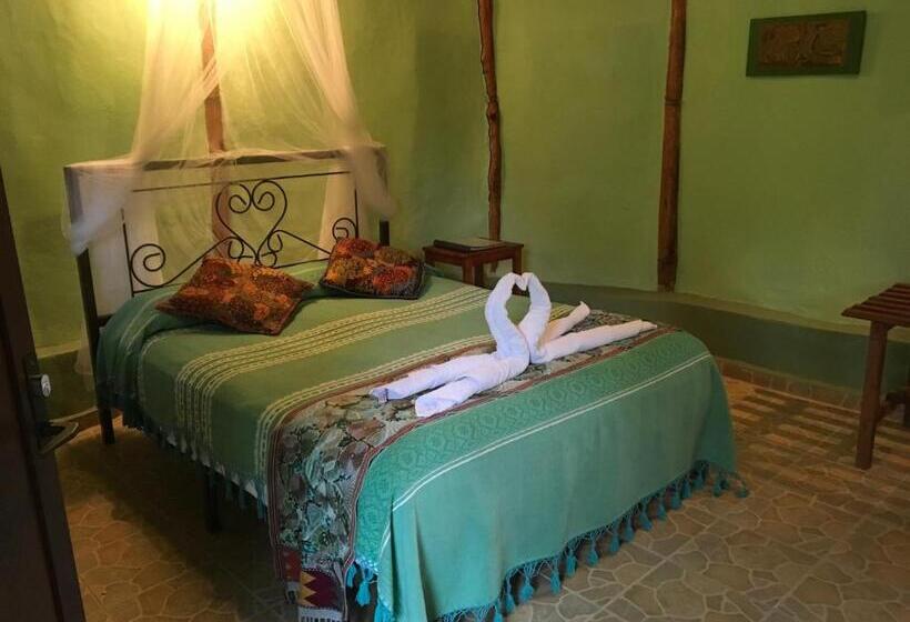 スタンダードバンガロー, The Pickled Onion Eco Boutique B&b