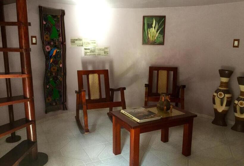 带大床的豪华间, The Pickled Onion Eco Boutique B&b