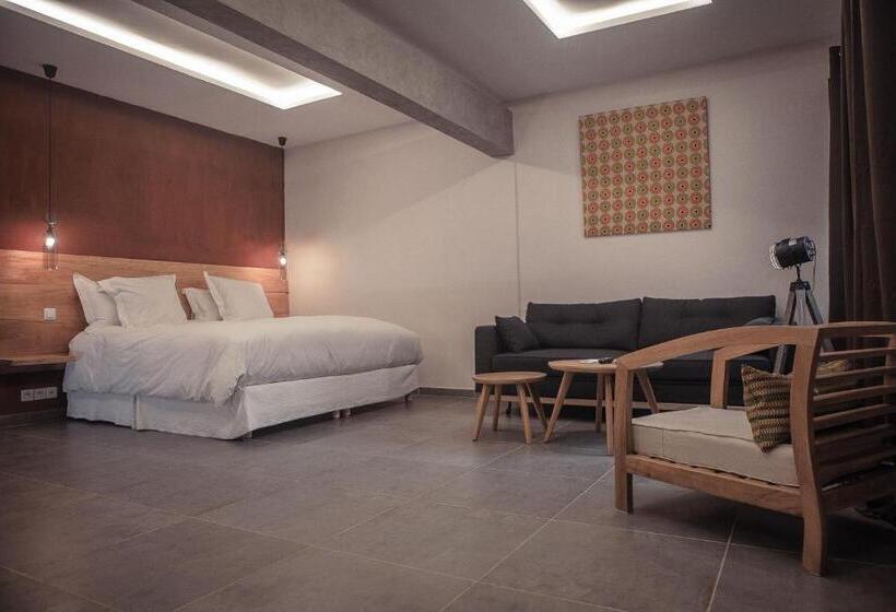اتاق لوکس, Le Patio