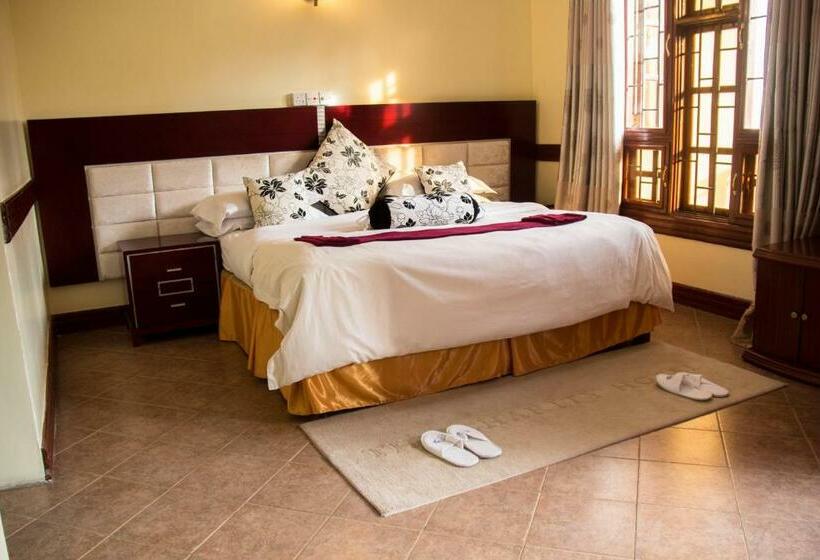 Номер Deluxe, The Charity Hotel International