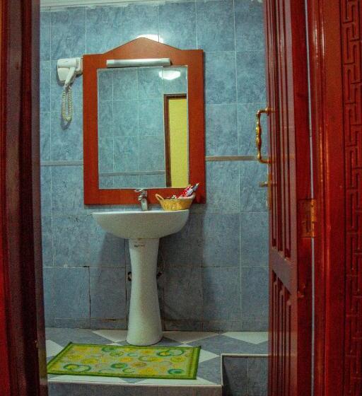 Трехместный Номер Комфорт, The Charity Hotel International