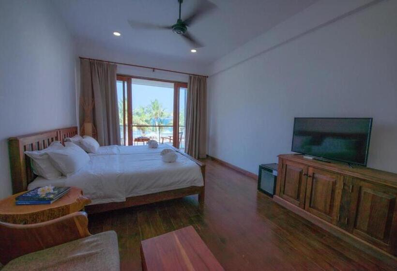 اتاق استاندارد با چشم‌انداز دریا, Cardamon Hotel Nilaveli
