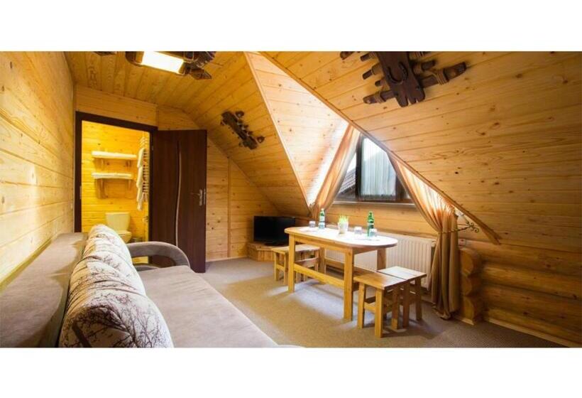 חדר משפחתי, Eco Hotel Bungalo
