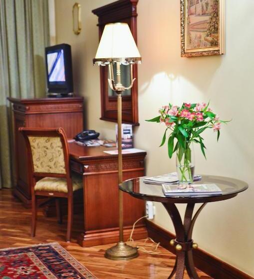סוויטת ג'וניור, Optima Collection Dnipro