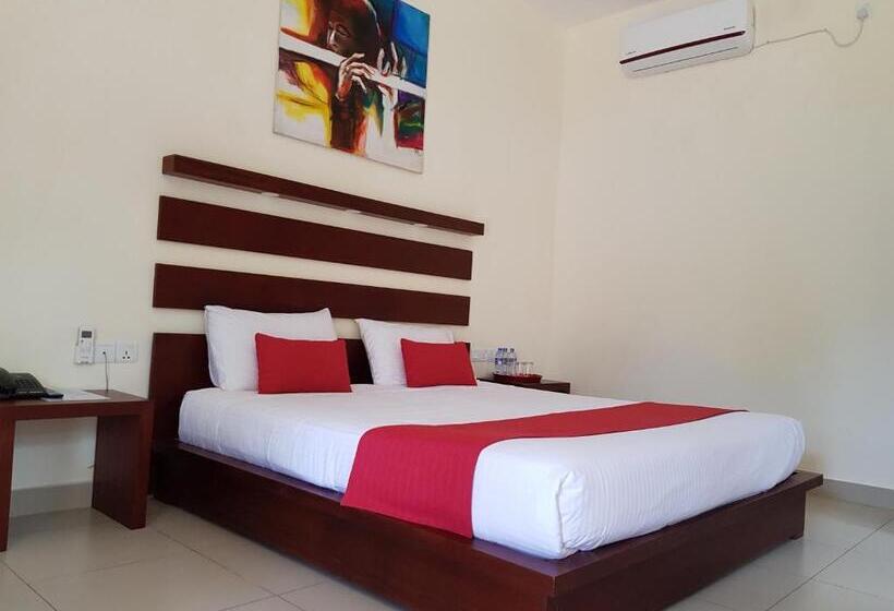 اتاق لوکس با بالکن, Sea Breeze Deluxe Inn