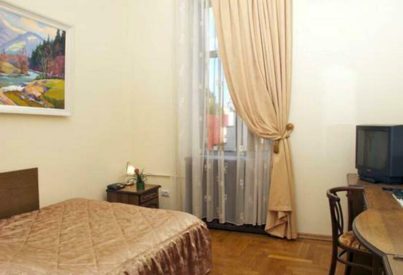 غرفة قياسية فردية, Star