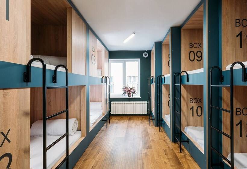 سرير فى غرفة مشتركه, Yard Hostel & Coffee