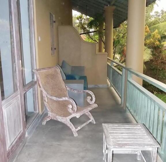 Deluxe Triple Room, Aurora