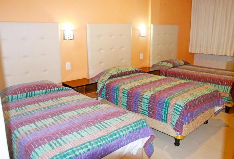 اتاق استاندارد سه نفره, Gran Hotel Canada