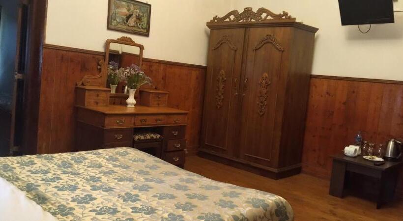 Трехместный Номер Deluxe, The Trevene