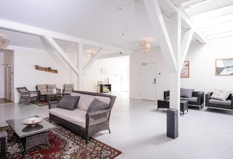 חדר סטנדרטי לארבעה עם חדר אמבטיה משותף, Grebys Hotell & Restaurang