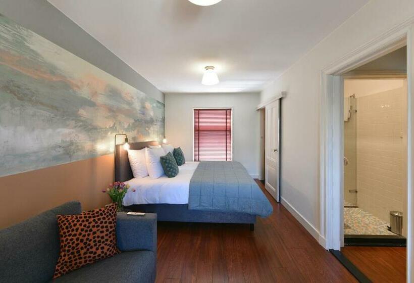 סטודיו סטנדרטי נוף לגינה, De Gravin