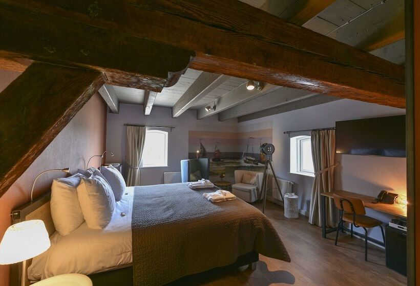 סוויטה דלוקס, De Gravin