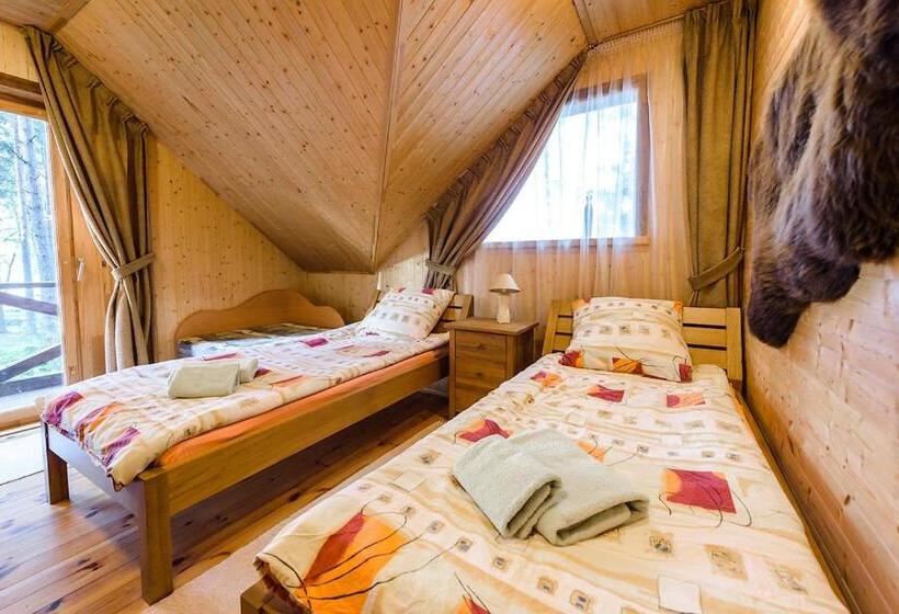 خانه 4 خوابه, Svečių Namai Smalvas