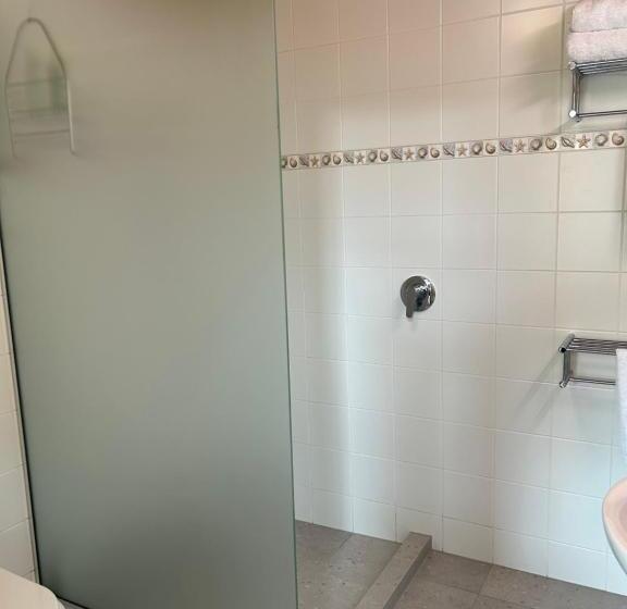 Номер Deluxe Вид на Море с Балконом, Summerspring Beachfront Accommodation
