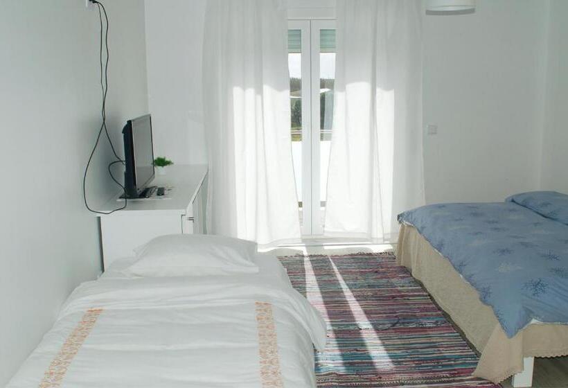 Трехместный Номер Базовый, Baleal Spot