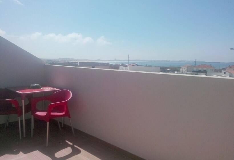 Номер Superior, Baleal Spot