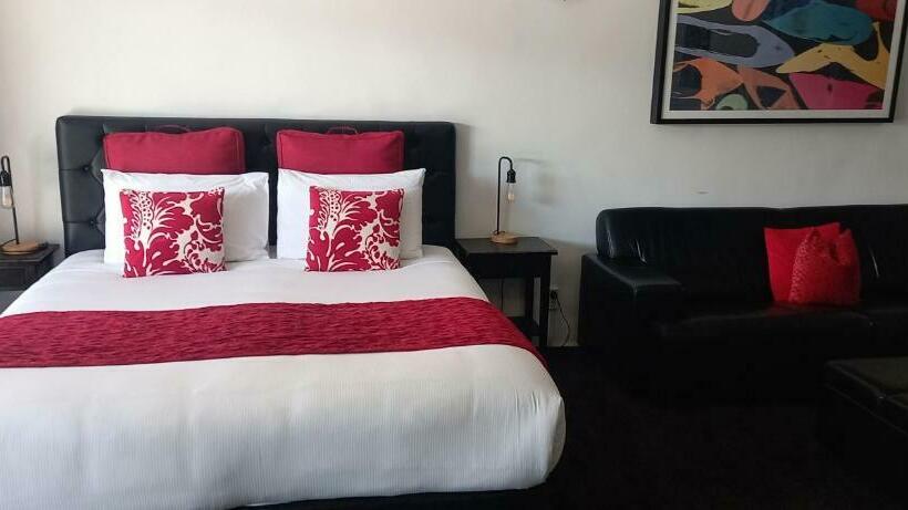 Семейный Номер Deluxe, Orewa Beachcomber