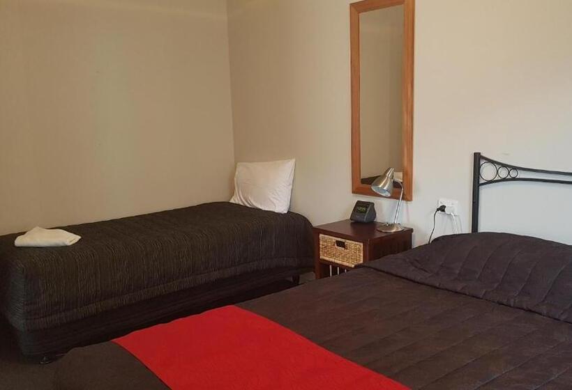 Апартаменты 2 Спальни, Palm Court Motel