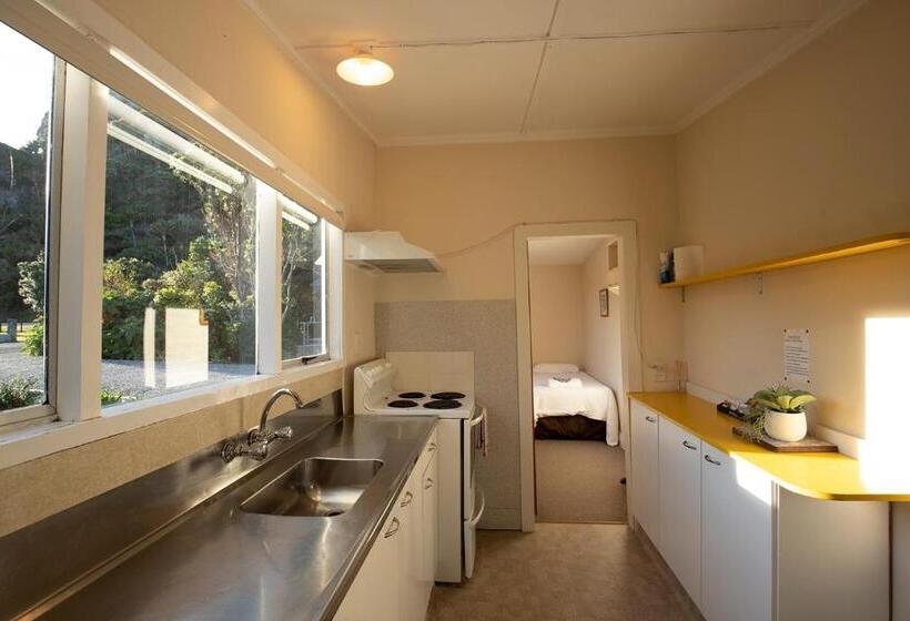 Дом 2 Спальни, Punakaiki Beachfront Motels