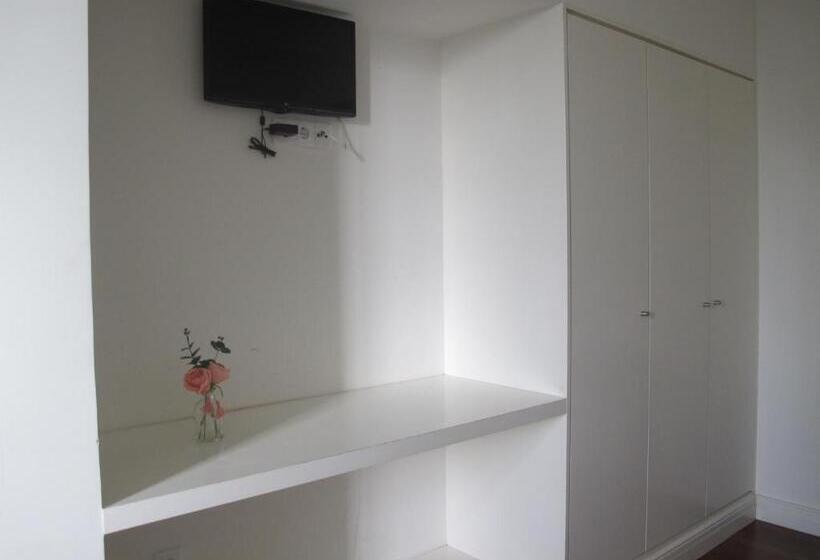 标准三人间, Azores Youth Hostels   Sao Miguel