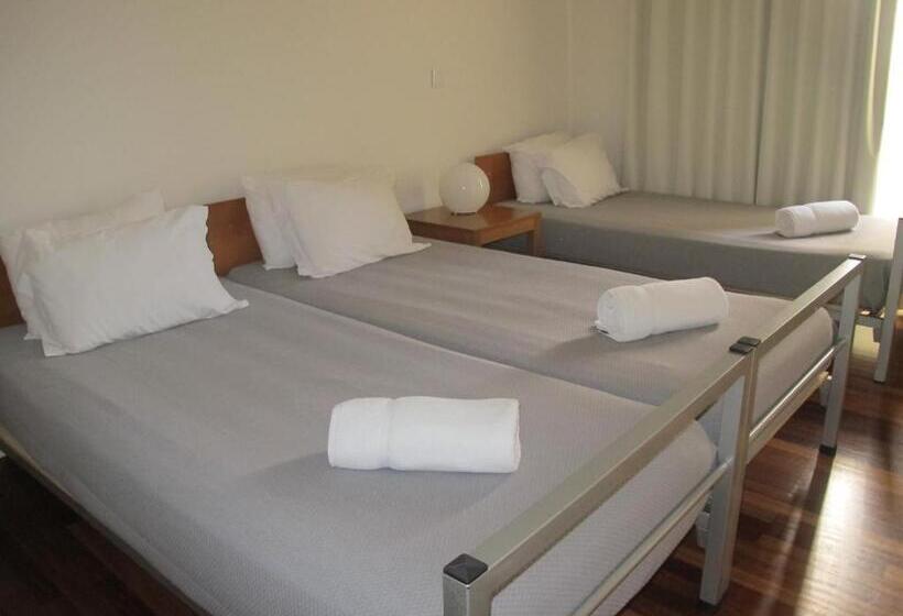 标准三人间, Azores Youth Hostels   Sao Miguel