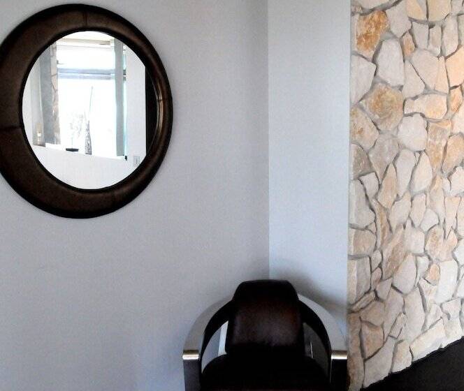 سوییت لوکس, Morat Gaste Zimmer