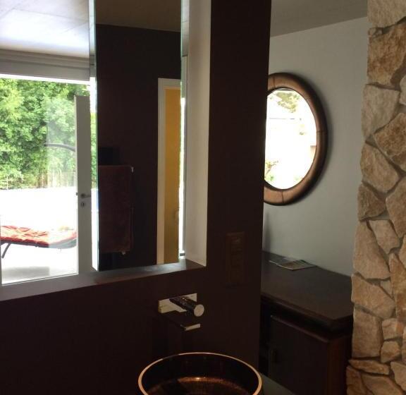 سوییت لوکس, Morat Gaste Zimmer