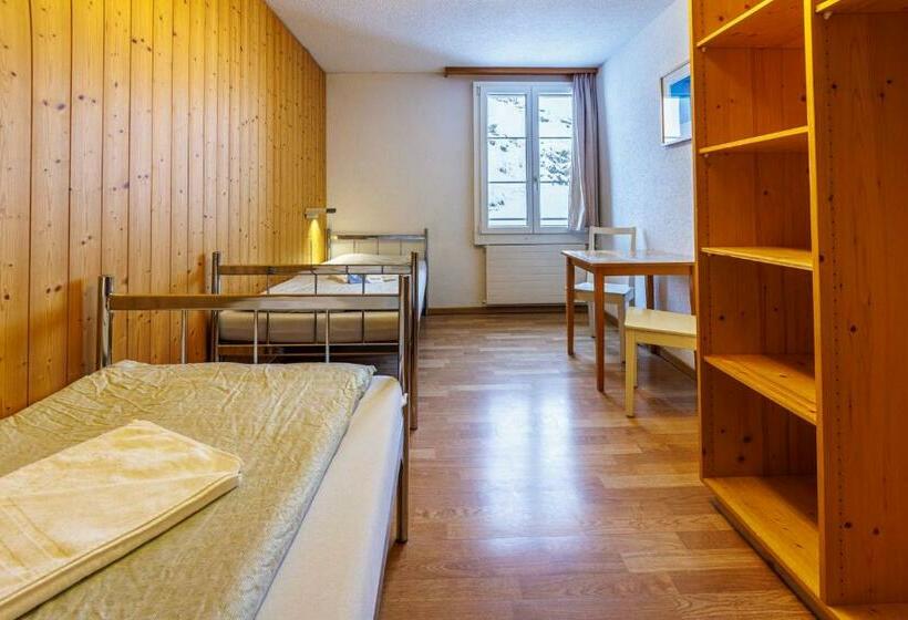 Номер Стандарт, Engelberg Youth Hostel