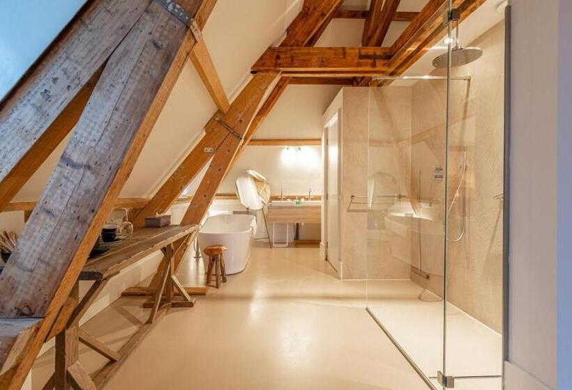 带大床的套房, Bossche Suites Stationsweg