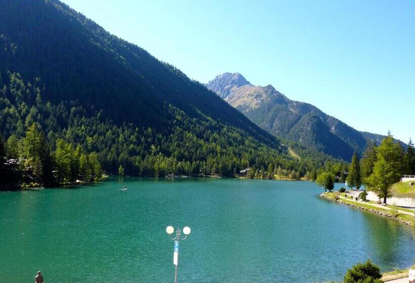 Апартаменты 1 Спальня, Mont.lac