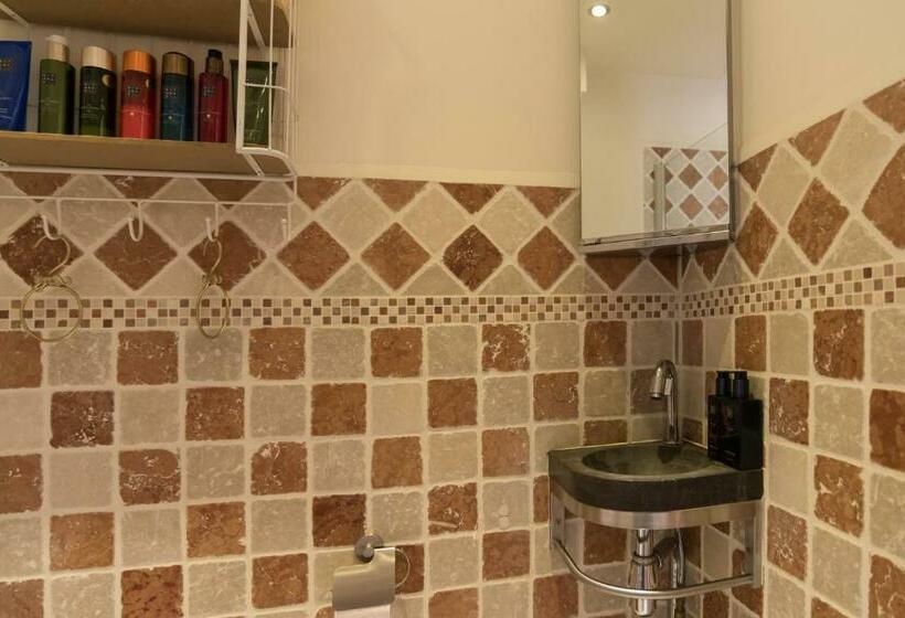 스탠다드 룸, A B&b Amsterdam