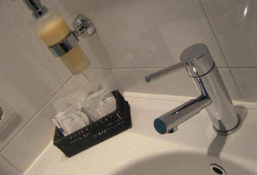 غرفة قياسية, B&b De Tobbedanser Harlingen