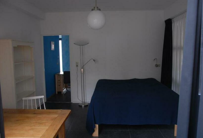 اتاق استاندارد, Het Blauwe Huis