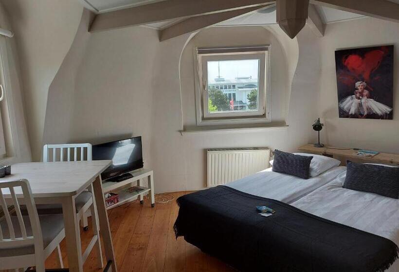 استودیوی استاندارد, Prins Appartementen