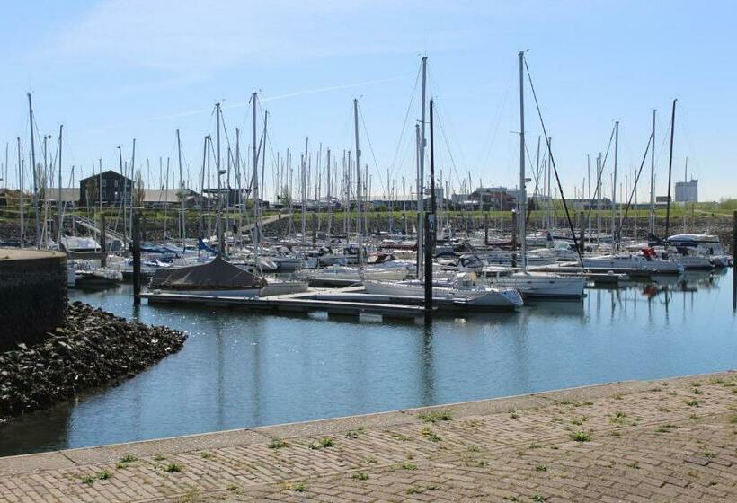 シングルデラックスルーム, Brasserie Smits