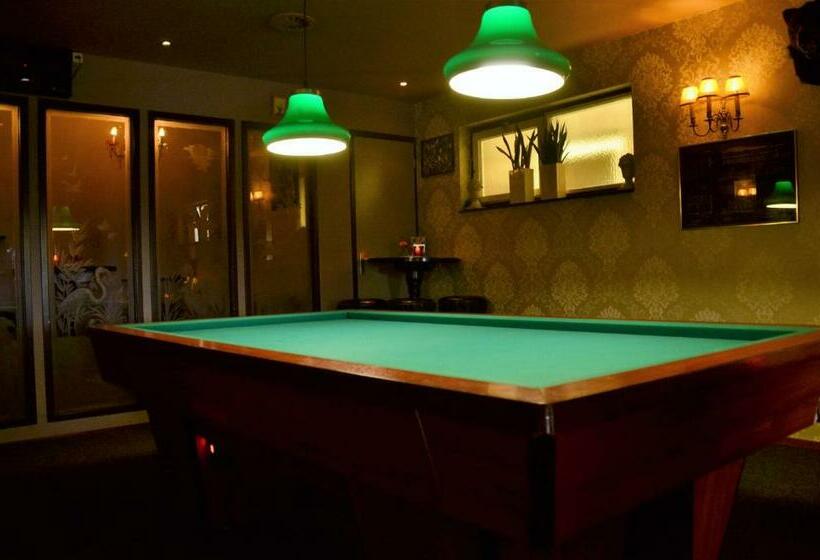 スタンダードルーム, Restaurant De Engel