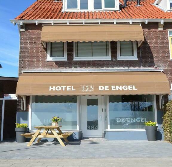 Семейный Номер, Restaurant De Engel