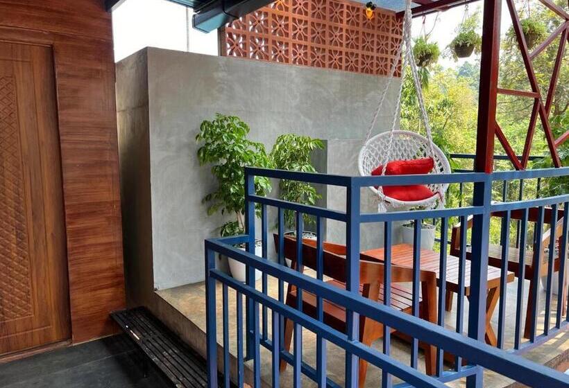 디럭스 룸, Mannath Private Pool Villas At Vellarimala