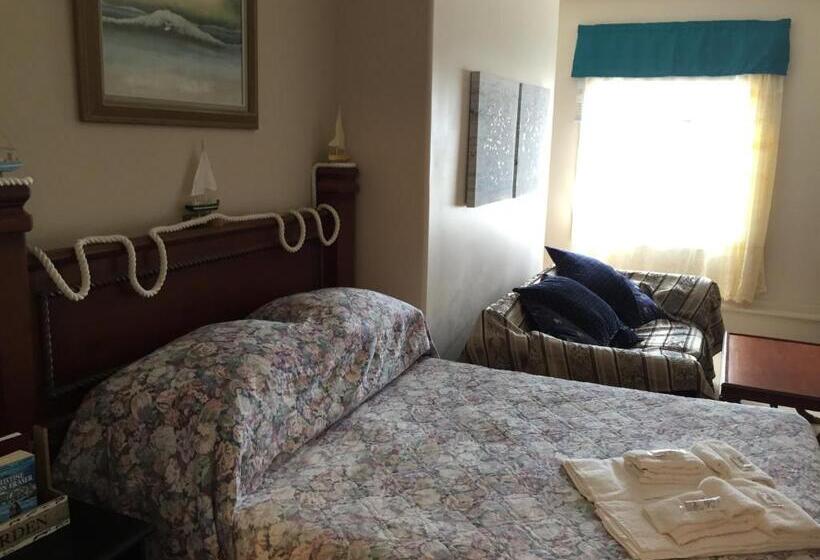 Deniz Mandarazıl Standart Stüdyo, Admiral's Quay Motel & Suites