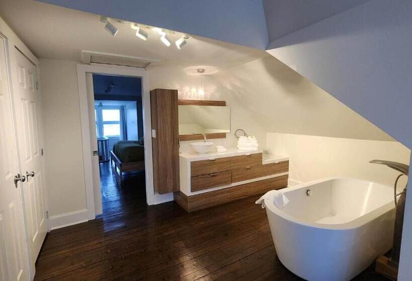 Люкс Вид на Город, Les Suites Kaishi