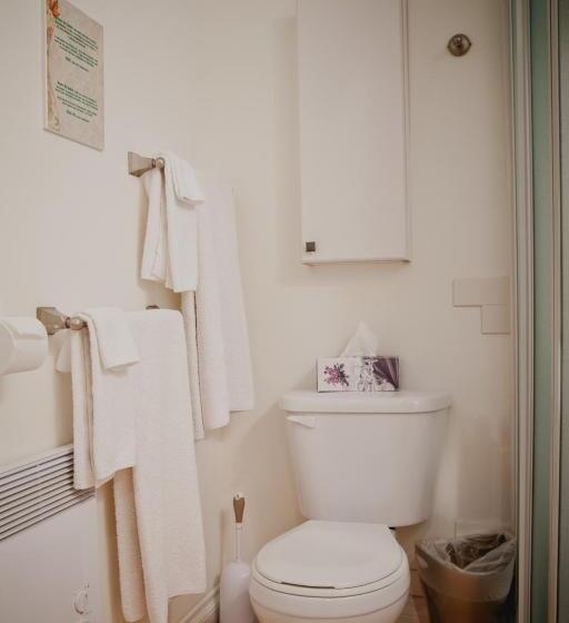 スタンダードルーム, Maison Des Jardins B & B
