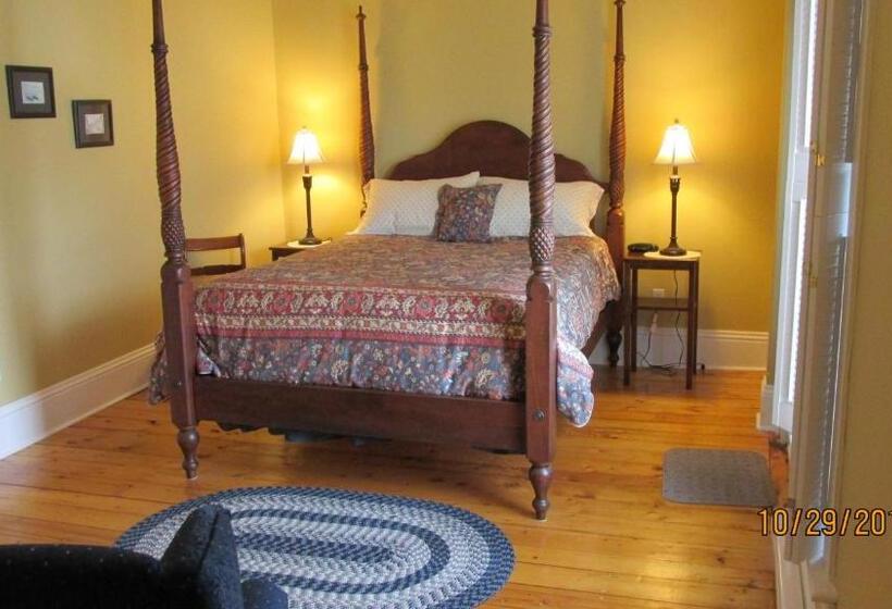 스탠다드 룸, Louisbourg Heritage House