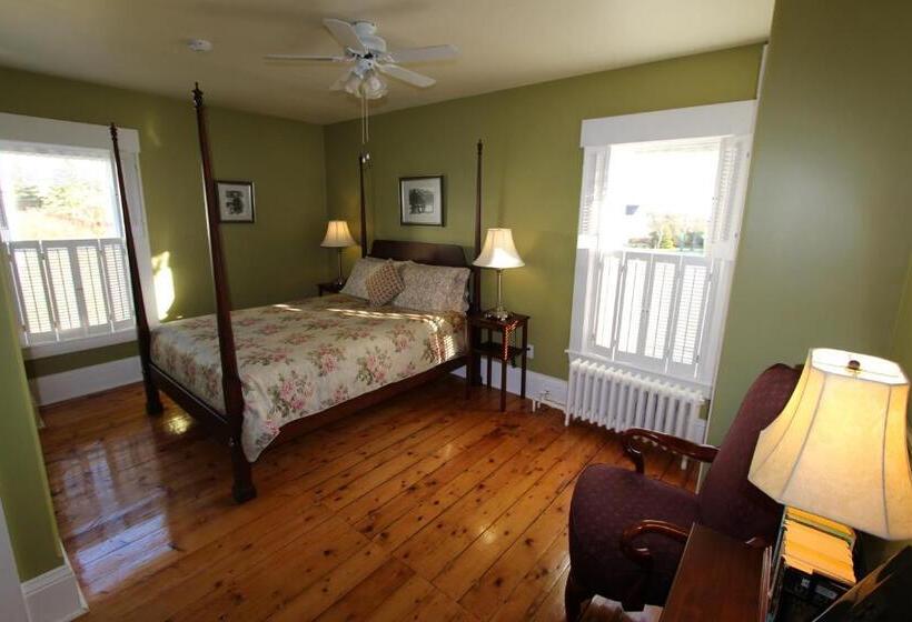 스탠다드 룸, Louisbourg Heritage House