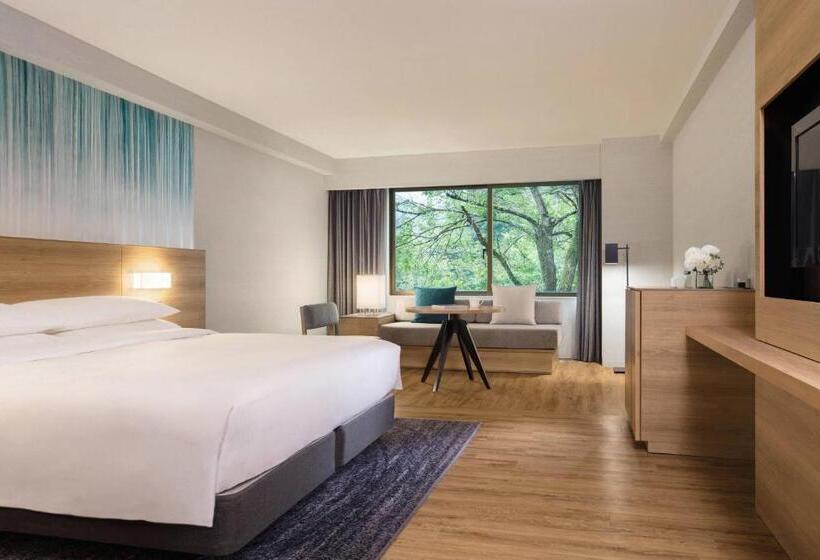 Номер Superior Кровать Кинг, Fuji Marriott Hotel Lake Yamanaka