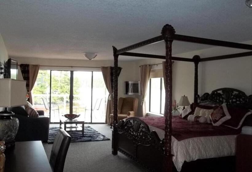 キングサイズベッドのデラックスルーム, Bayshore Waterfront Inn